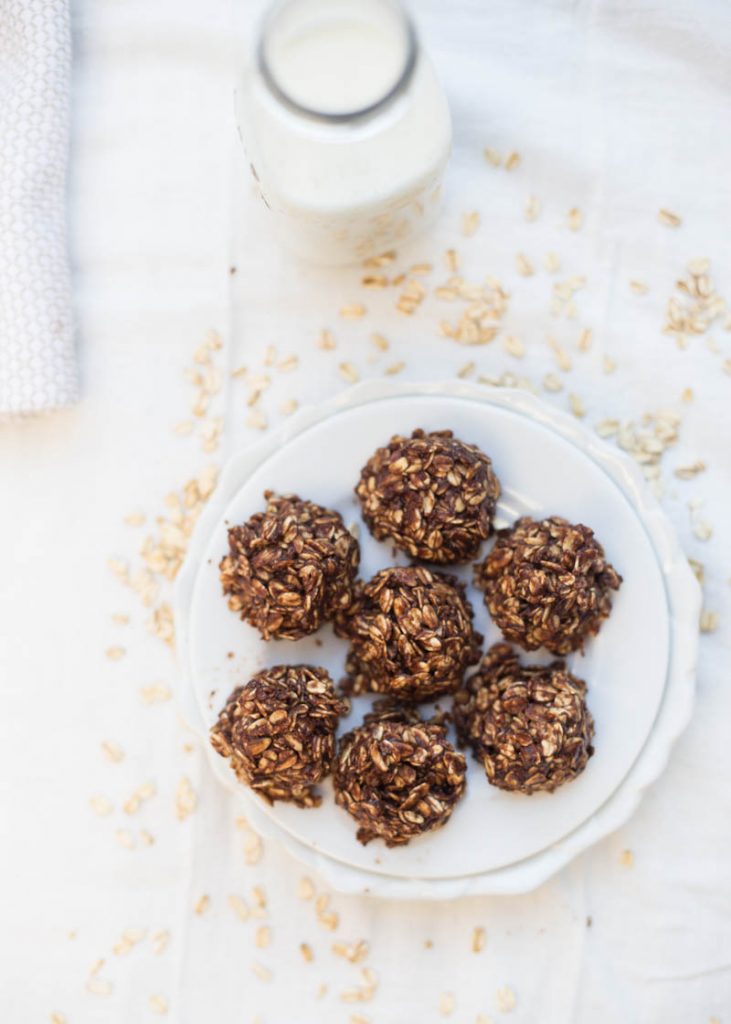 Healthy Chocolate Peanut Butter No Bake Cookies