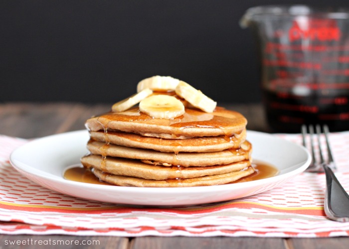 Whole Wheat Banana Cinnamon Pancakes