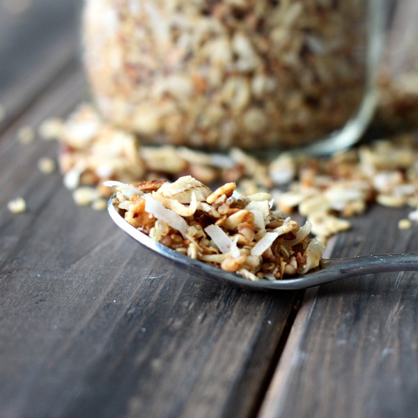 Coconut Pecan Quinoa Granola