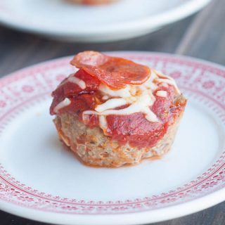 Pepperoni Pizza Meatloaf Bites