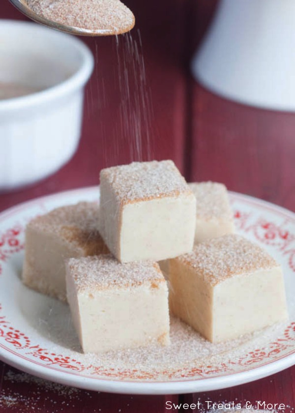 Easy Snickerdoodle Fudge & a $200 Christmas Cash Giveaway!