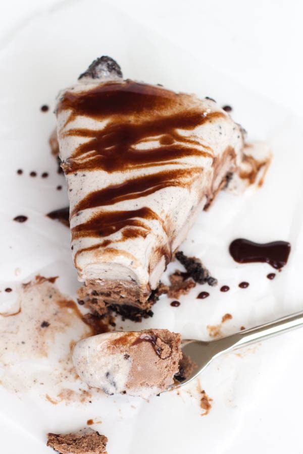 Cookies n Cream Frozen Chocolate Cheesecake