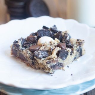 Loaded Cookies and Cream Cookie Bars