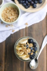 Peanut Butter and Honey Banana Berry Overnight Oats on boysahoy.com #breakfast #healthy #oats