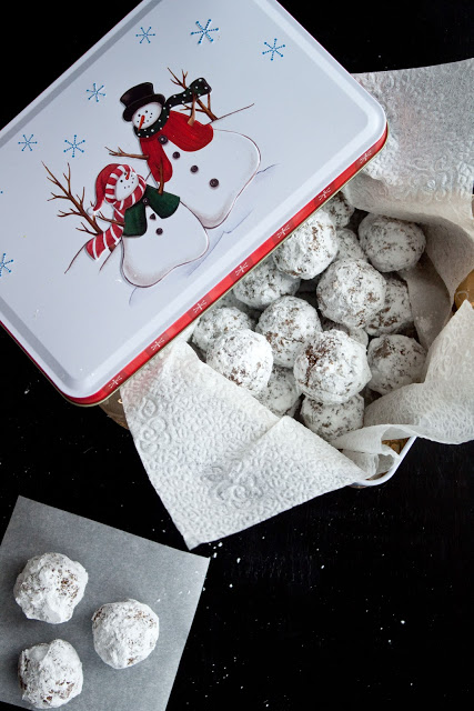 No Bake Gingersnap Snowballs