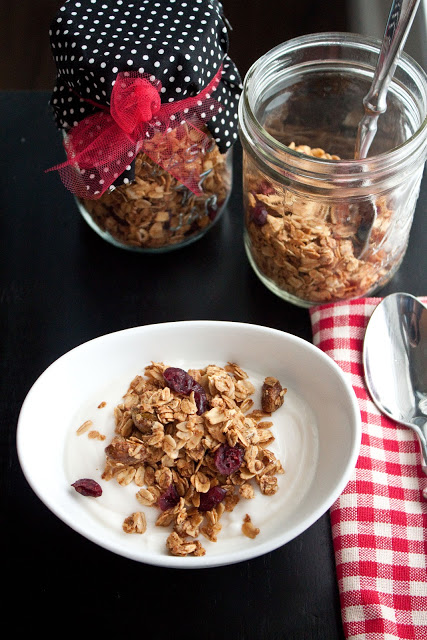 Holiday Granola