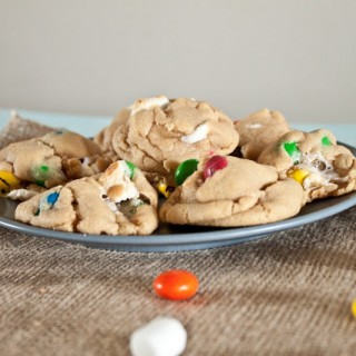 Peanut Butter M&M Marshmallow Cookies. Oh my!