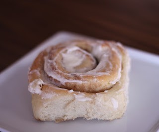 Merry Mondays: Big, Soft Cinnamon Rolls