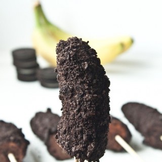 Peanut Butter Chocolate & Oreo Banana Pops