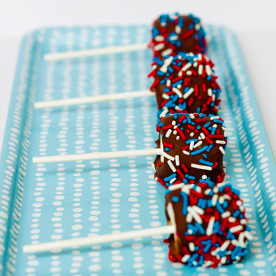 Fourth of July Chocolate Peanut Butter Marshmallow Pops