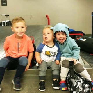 Must-Haves & Tips for Flying with Kids