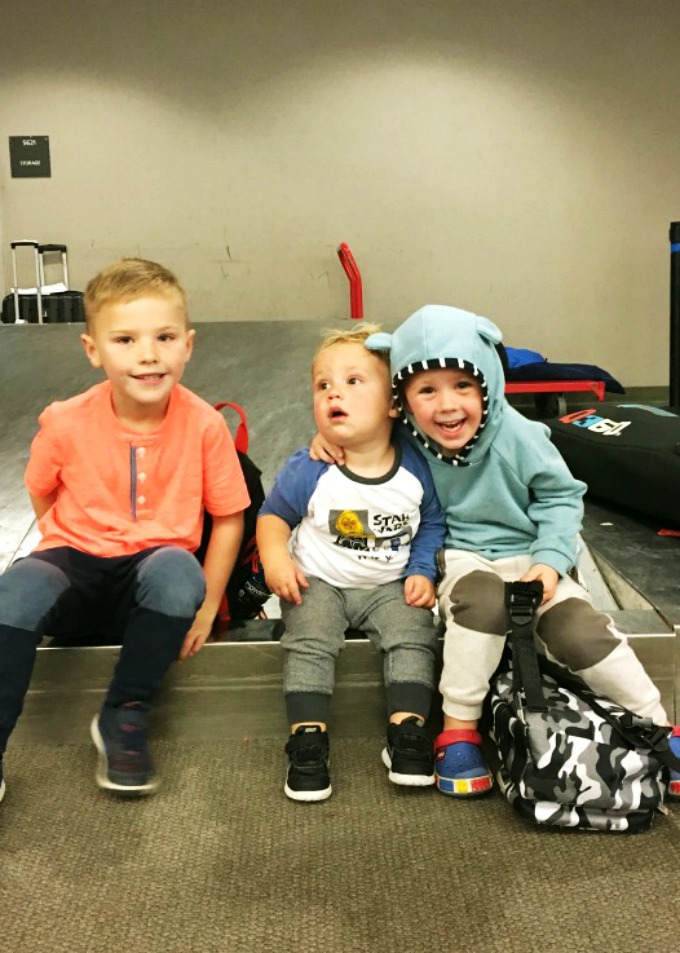 Must-Haves & Tips for Flying with Kids