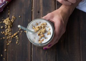 Cinnamon Roll Protein Shake with Crunch Pecan Granola | Boys Ahoy