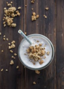 Cinnamon Roll Protein Shake with Crunch Pecan Granola | Boys Ahoy