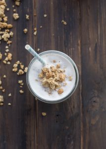 Cinnamon Roll Protein Shake with Crunch Pecan Granola | Boys Ahoy