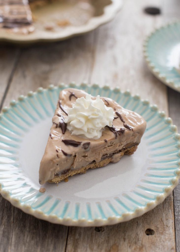 Skinny Peanut Butter Cup Ice Cream Pie