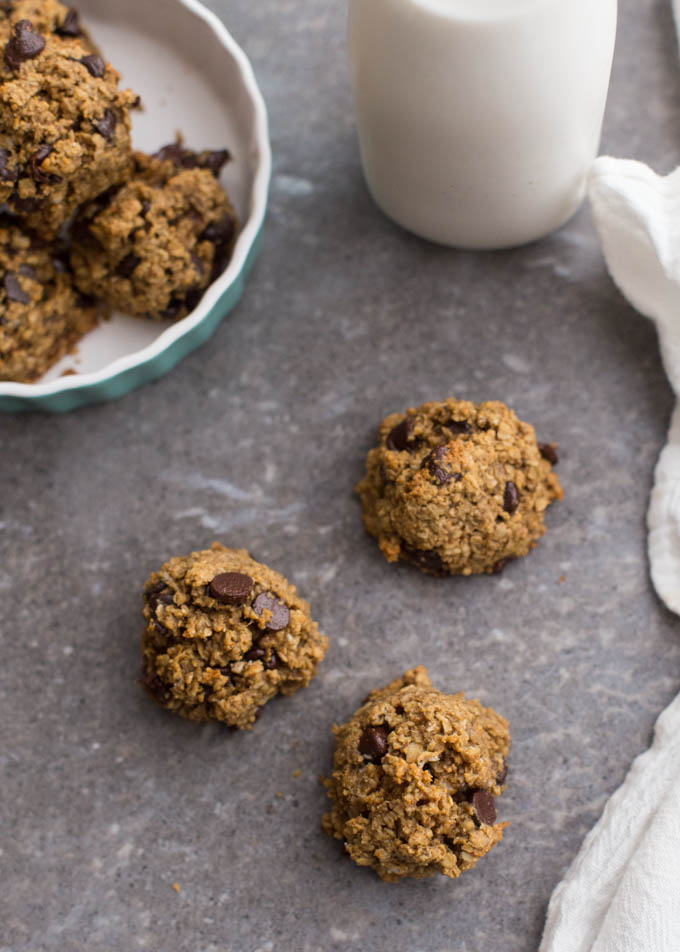 Healthy Flourless Oatmeal Chocolate Chippers
