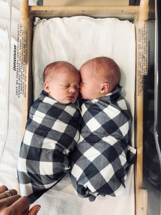 newborn twin essentials list